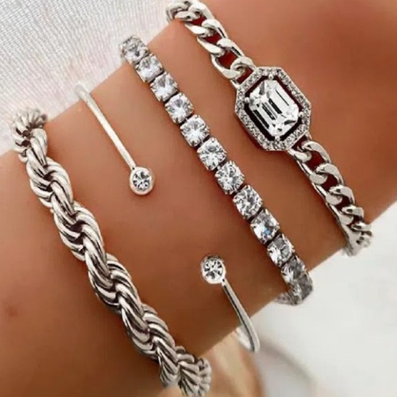 Women’s Silver Rhinestone and Chain Four Piece Bracelet Bundle Set NWT. - Picture 1 of 3